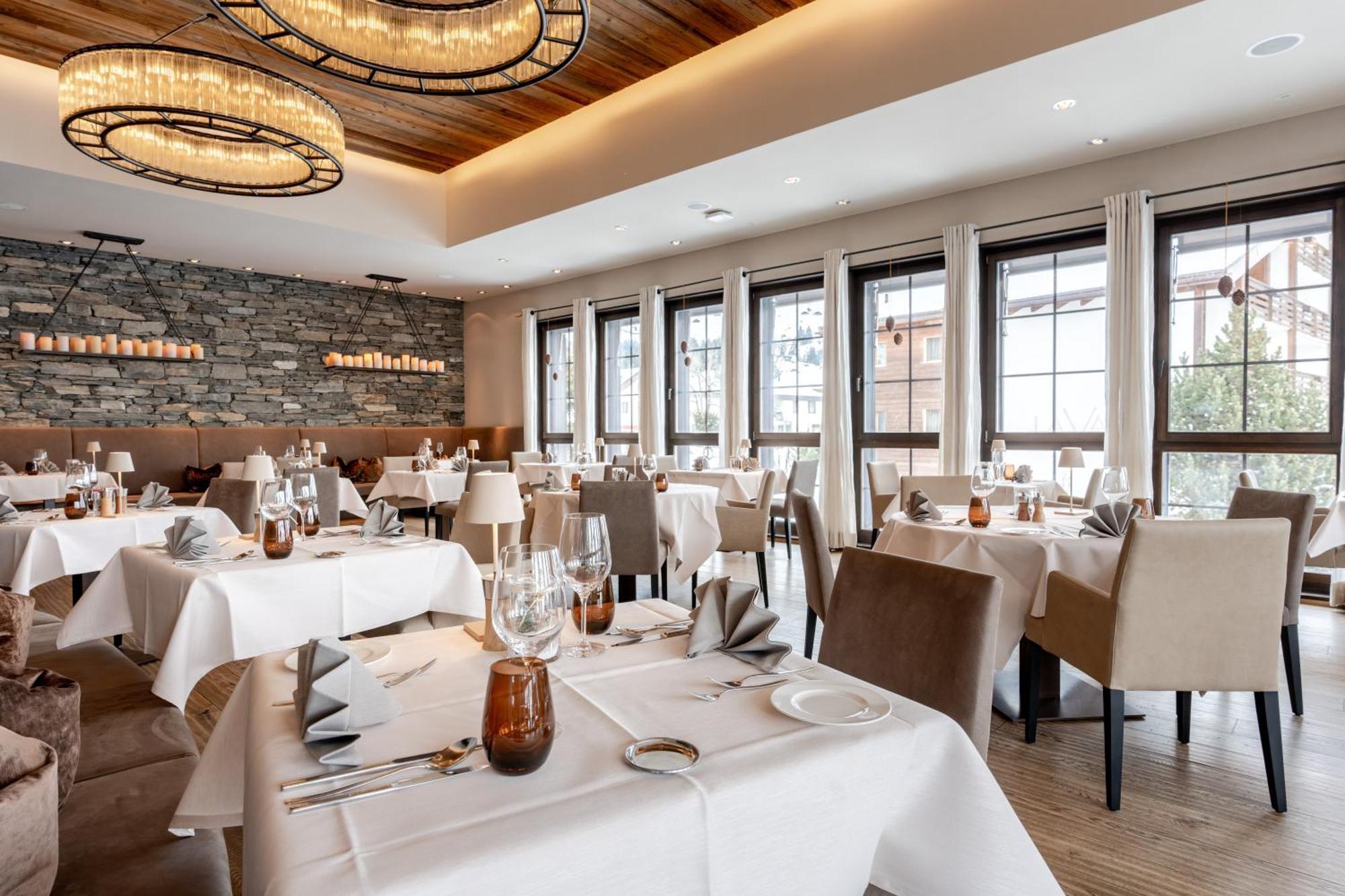 La Val Hotel & Spa Breíl 外观 照片