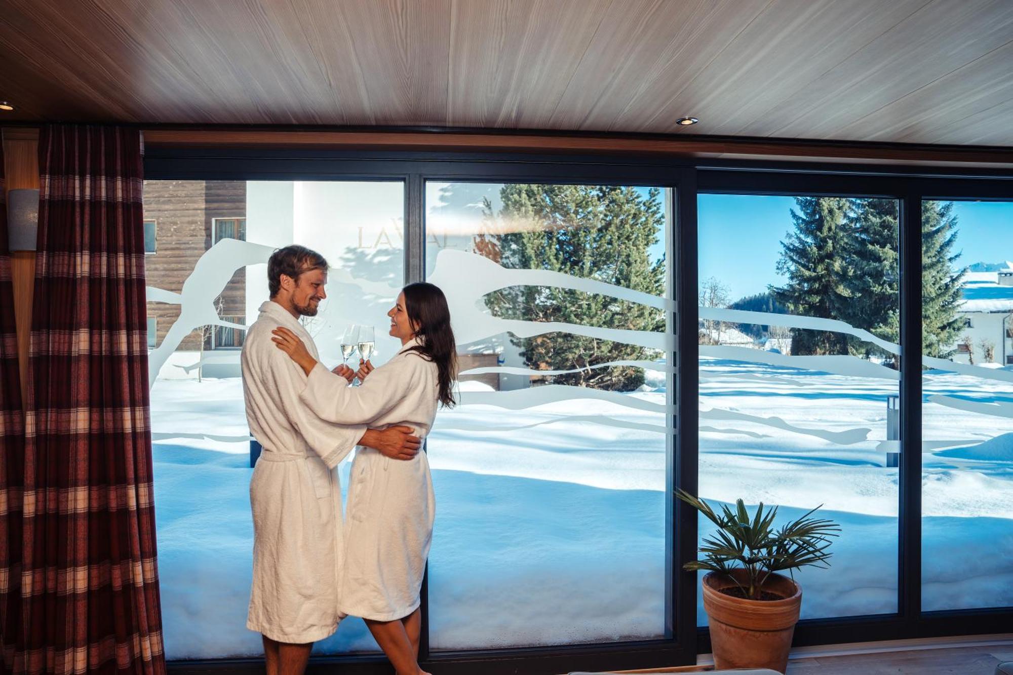 La Val Hotel & Spa Breíl 外观 照片