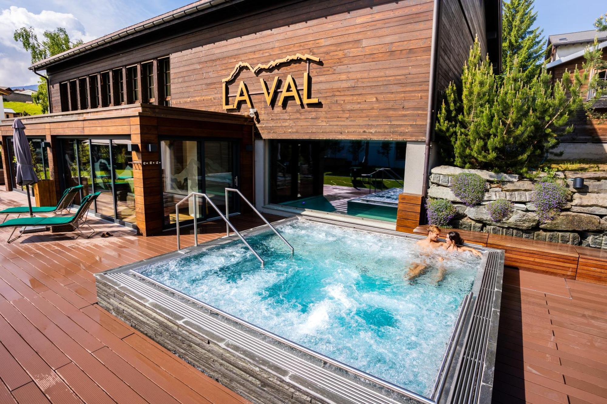 La Val Hotel & Spa Breíl 外观 照片